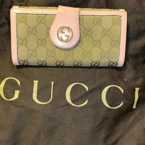 Gucci Pink and Beige Wallet